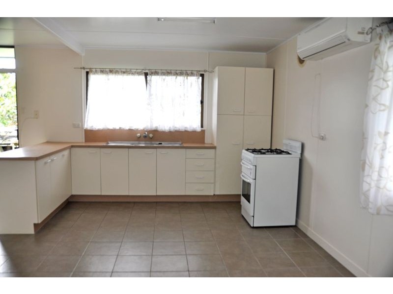 7 East St, Sarina QLD 4737