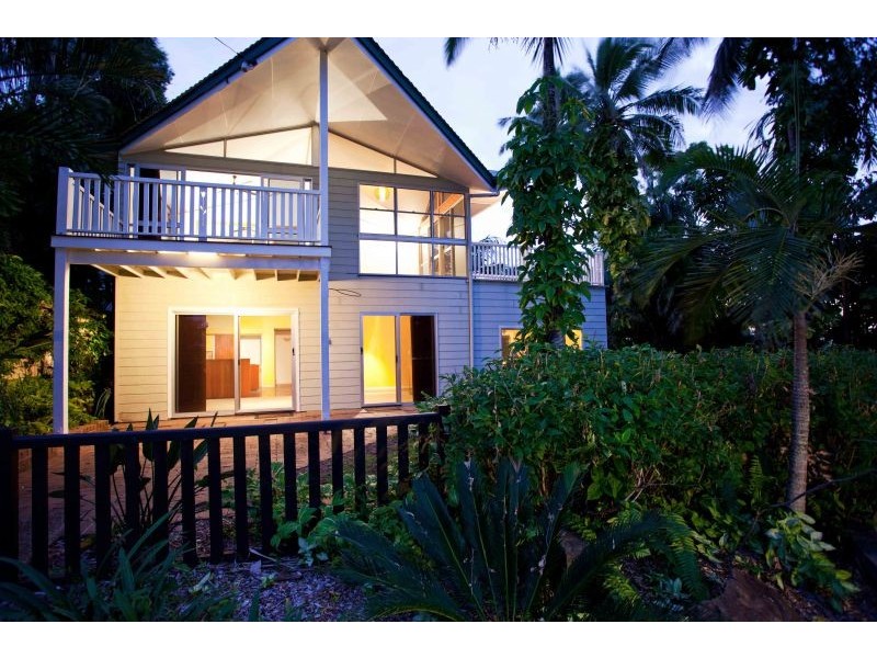 5 Mowlam St, Eimeo QLD 4740
