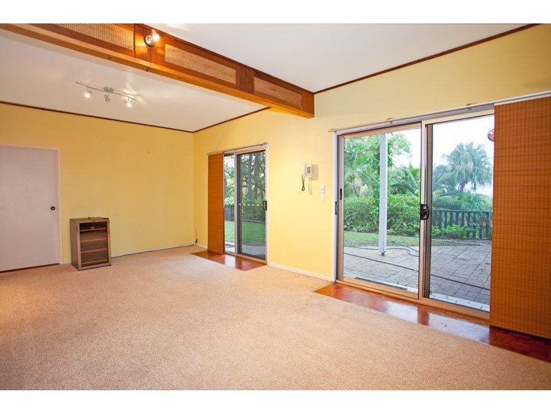 5 Mowlam St, Eimeo QLD 4740