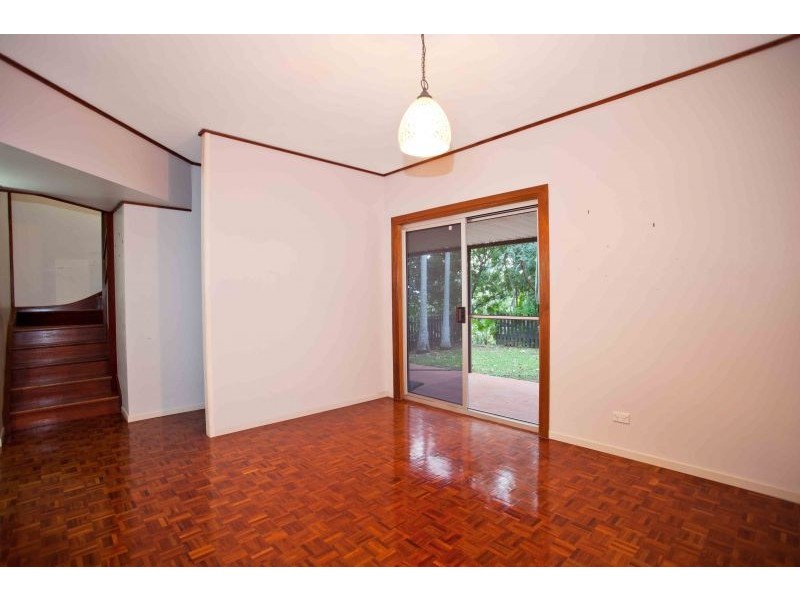 5 Mowlam St, Eimeo QLD 4740