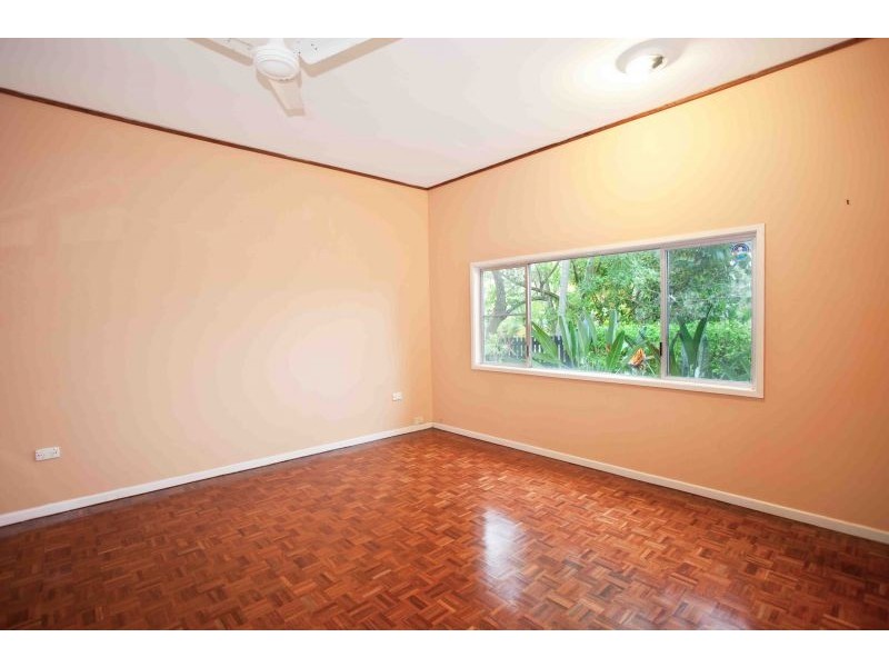 5 Mowlam St, Eimeo QLD 4740