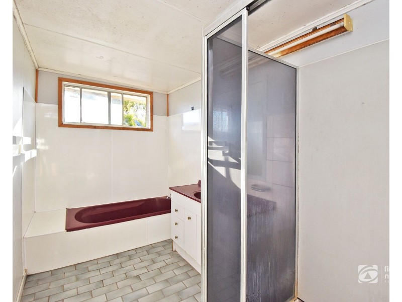 36 Leslie Street, Thangool QLD 4716