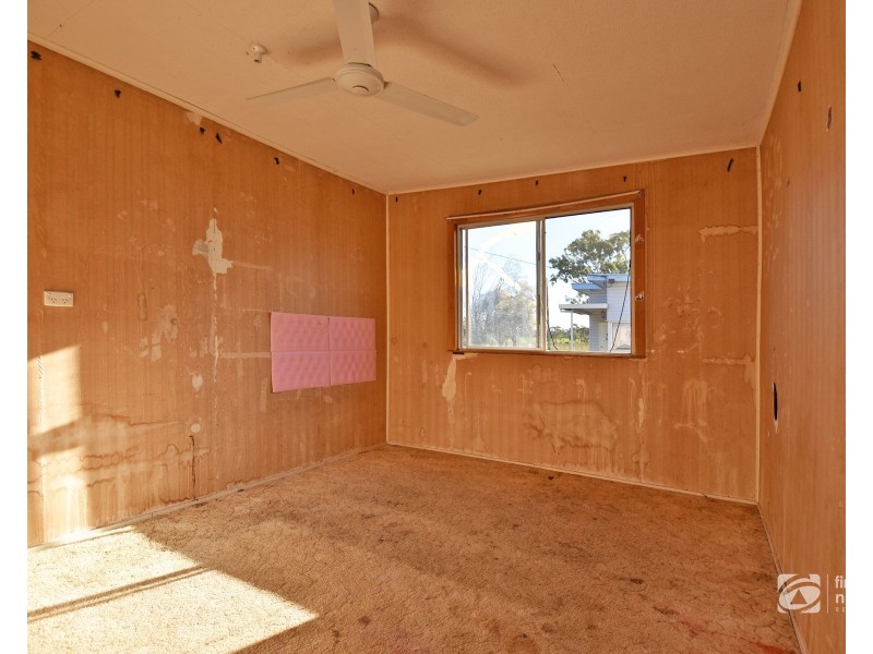 36 Leslie Street, Thangool QLD 4716