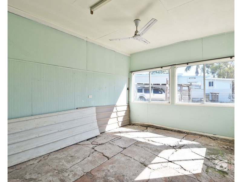 36 Leslie Street, Thangool QLD 4716