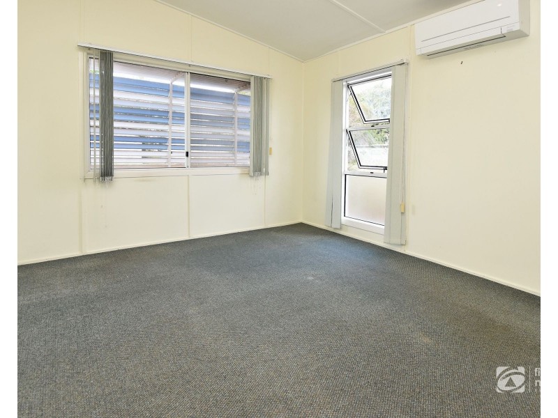 120 Kroombit Street, Biloela QLD 4715
