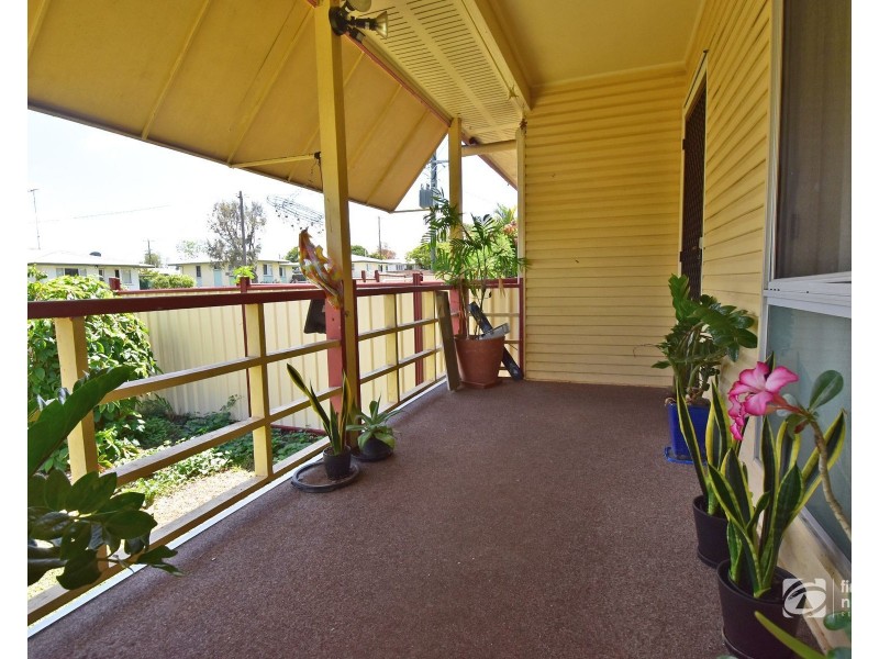 176 Kariboe Street, Biloela QLD 4715