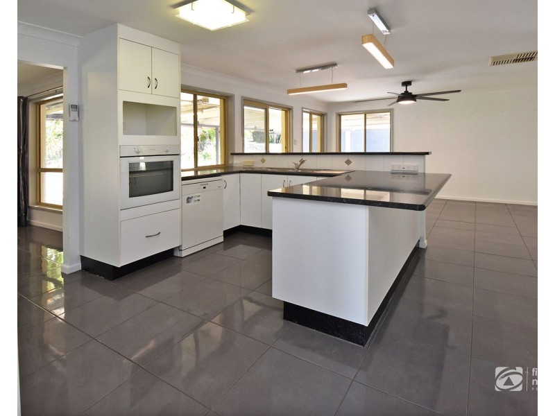 6 Whitlock Place, Biloela QLD 4715