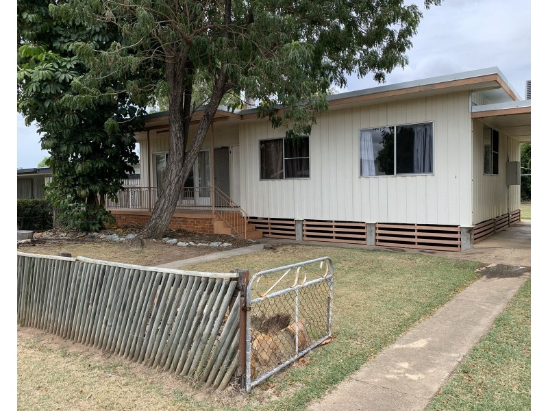 27 Buckland Street, Biloela QLD 4715