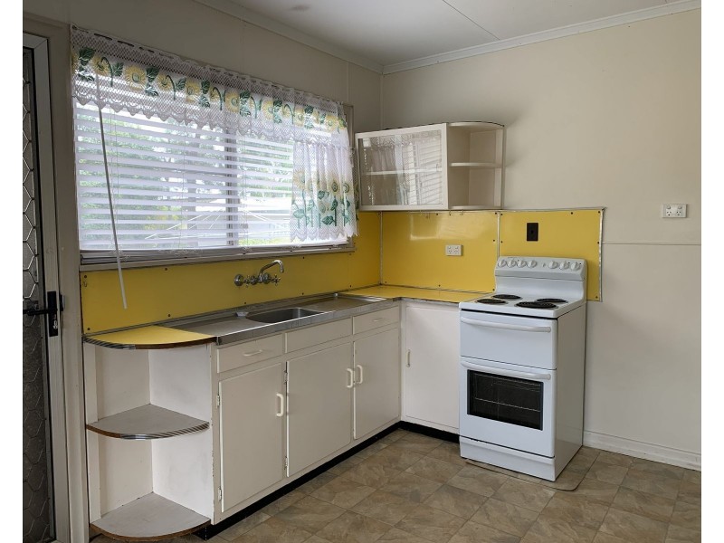 27 Buckland Street, Biloela QLD 4715