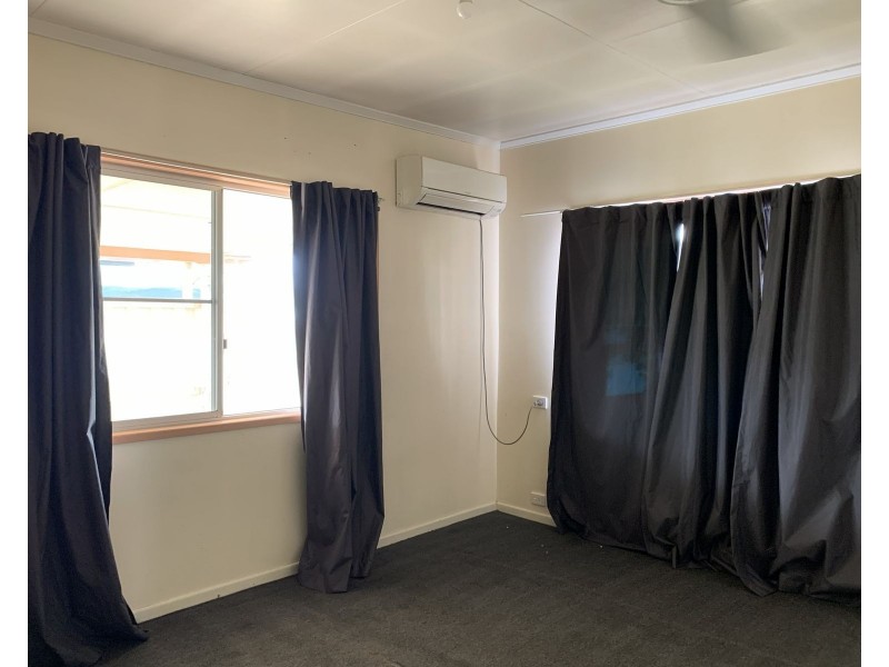 27 Buckland Street, Biloela QLD 4715