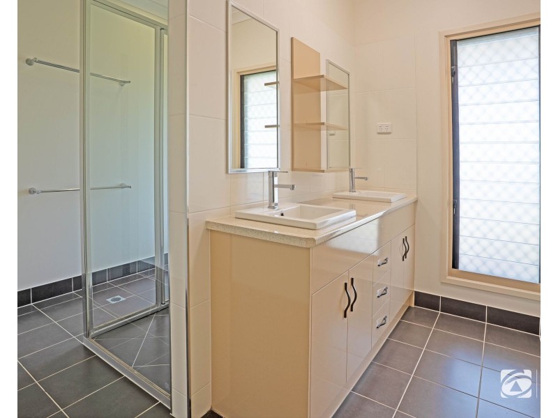 173 Saras Lane, Prospect QLD 4715