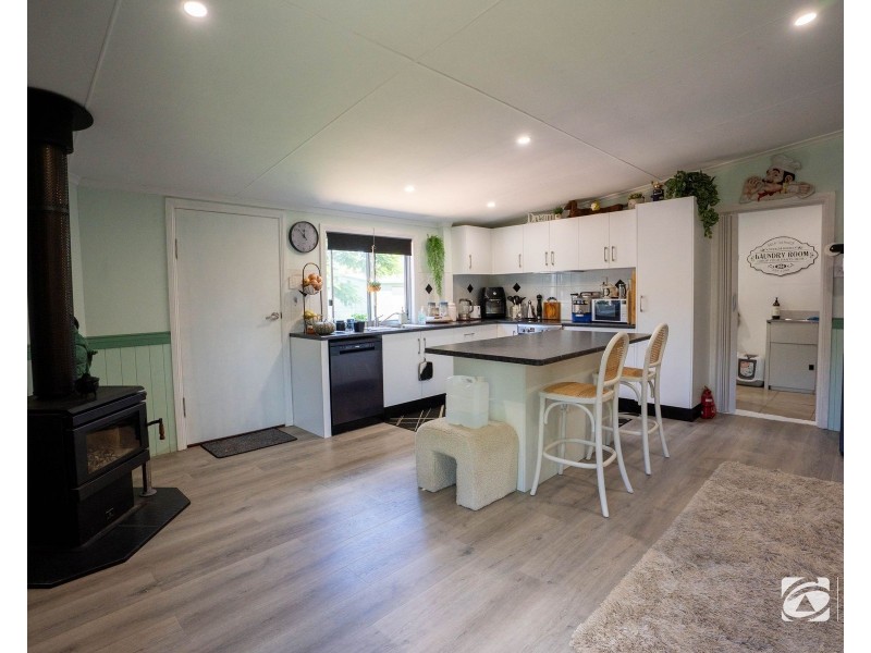 49 Bell Street, Biloela QLD 4715