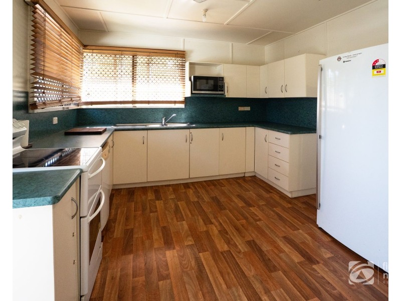 31 Collins Street, Biloela QLD 4715