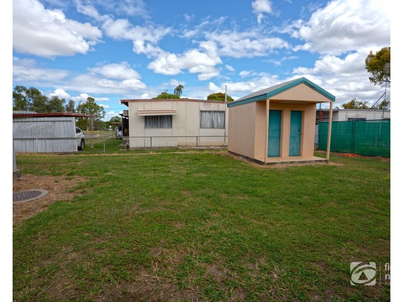 2/25 Gillespie Street, Moura QLD 4718