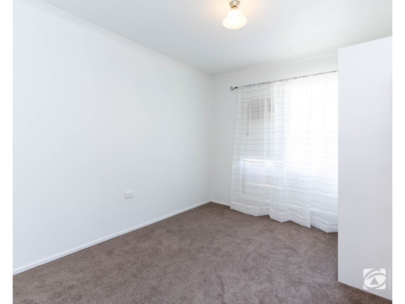 24 Dee Street, Biloela QLD 4715