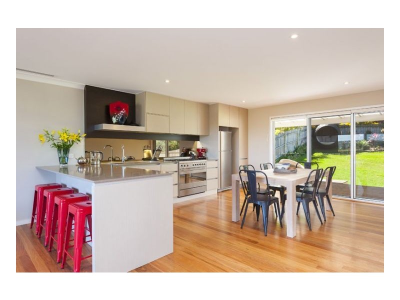 42 Arnott Crescent, Warriewood NSW 2102