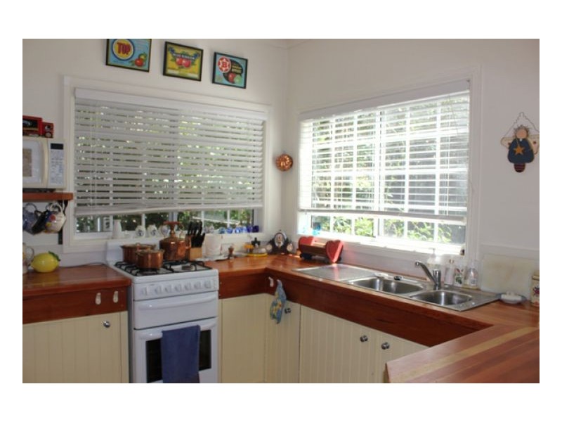 13 Kananook Avenue, Bayview NSW 2104