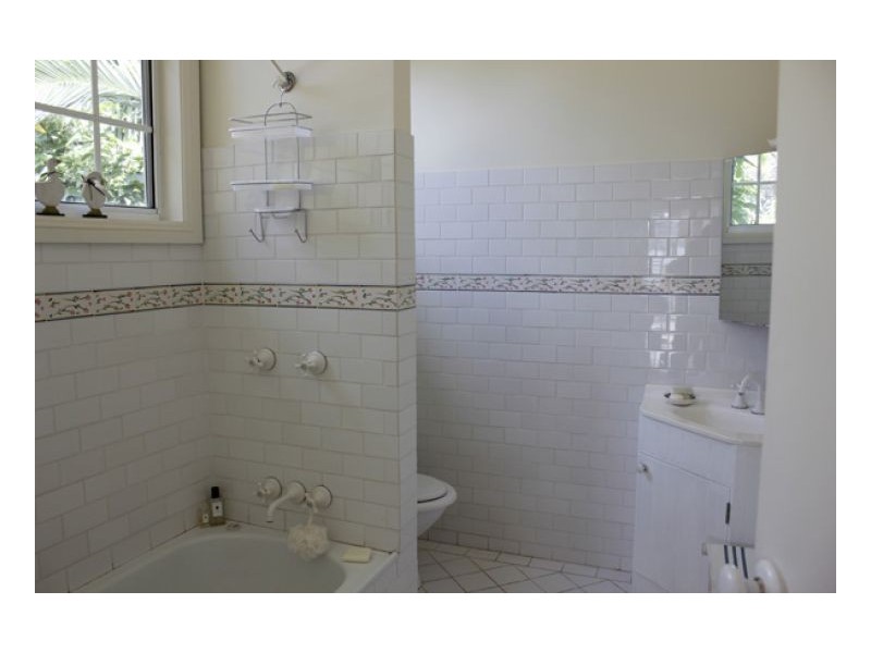 13 Kananook Avenue, Bayview NSW 2104