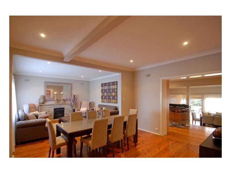 24 Cumberland Avenue, Collaroy NSW 2097