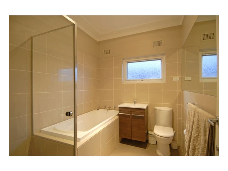 24 Cumberland Avenue, Collaroy NSW 2097