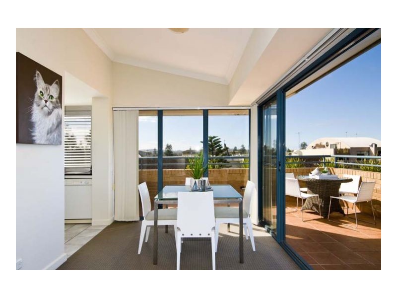 35/1-7 Lagoon Street, Narrabeen NSW 2101