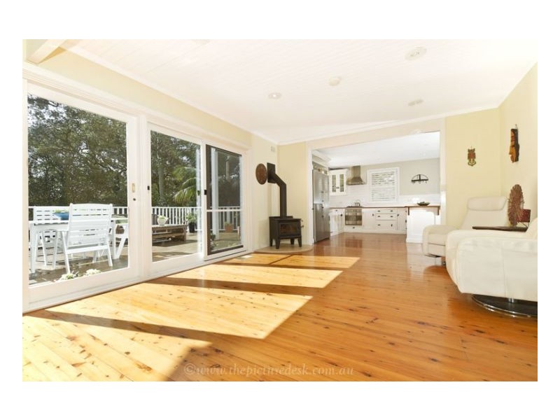 26 Loquat Valley Road, Bayview NSW 2104