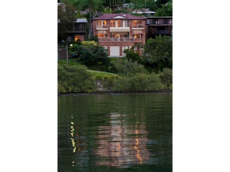 2113 Pittwater Road, Church Point NSW 2105