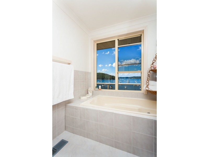 2113 Pittwater Road, Church Point NSW 2105