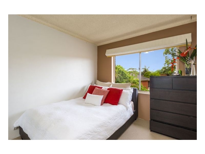 10/7 Clarence Avenue, Dee Why NSW 2099