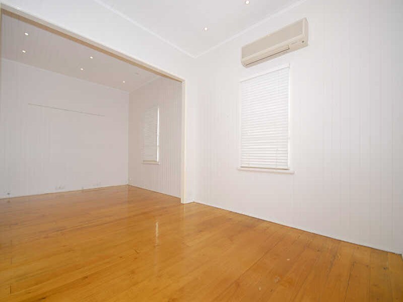 278 Flinders Parade, Sandgate QLD 4017