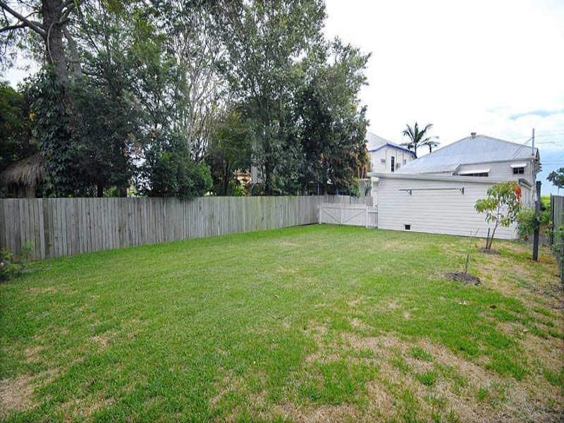 278 Flinders Parade, Sandgate QLD 4017