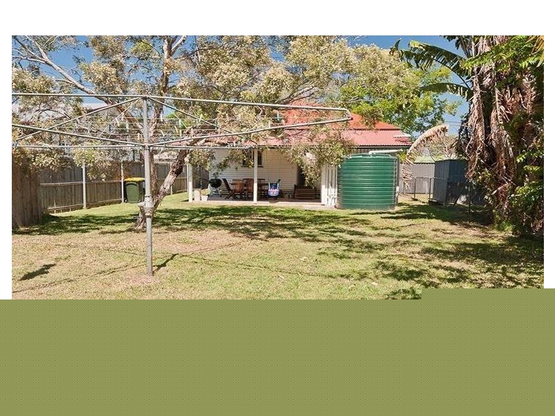 8 Wimble Street, Deagon QLD 4017