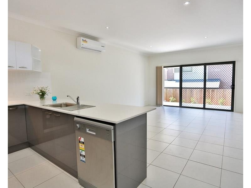 12/21 Rensburg Street, Brighton QLD 4017