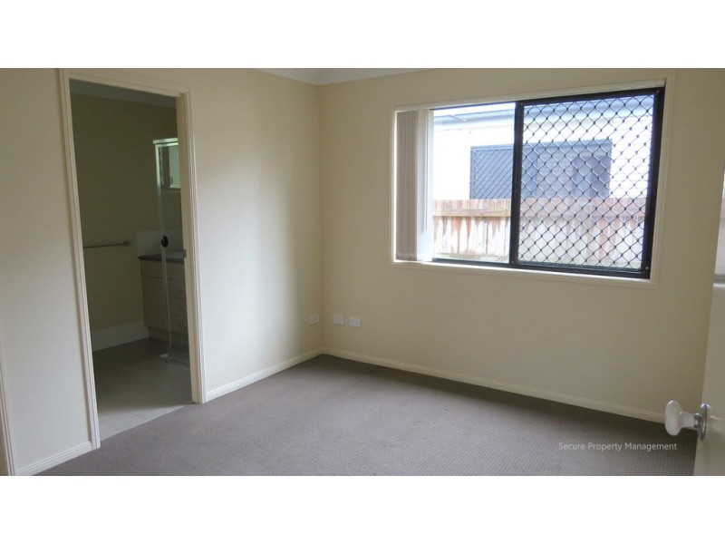 11 Adam Court, Kallangur QLD 4503