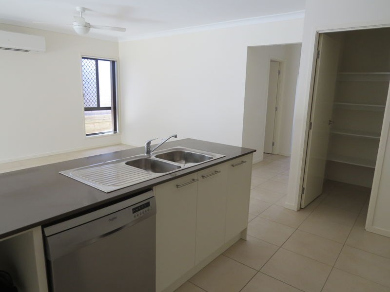 69 Surround Street, Dakabin QLD 4503