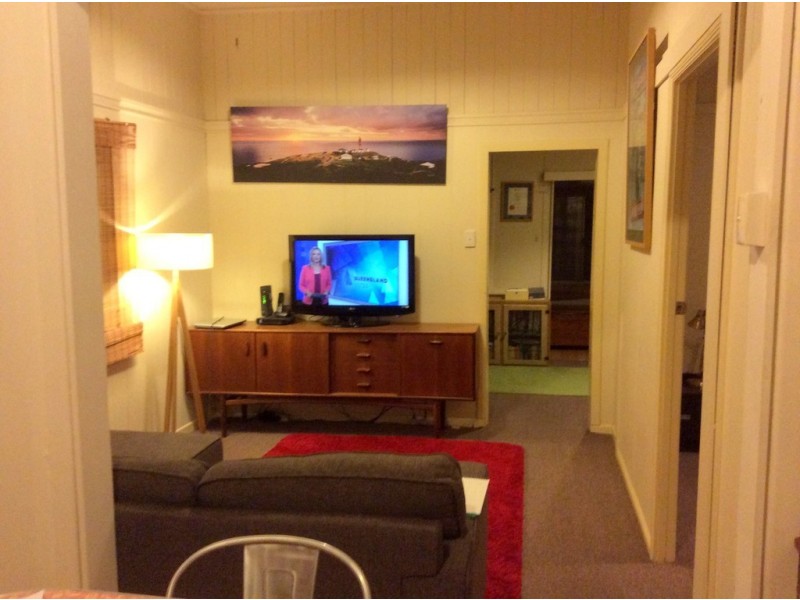 24 Todd Street, Shorncliffe QLD 4017