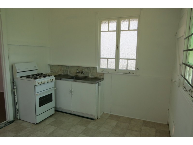 4/42 Second Avenue, Sandgate QLD 4017