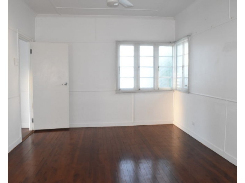 34 Prince Street, Brighton QLD 4017