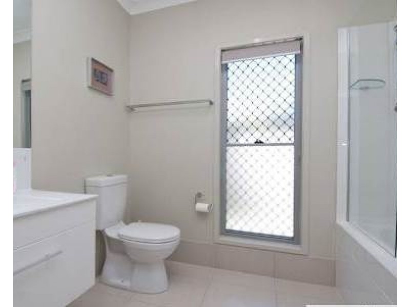 27/166 Speight Street, Brighton QLD 4017