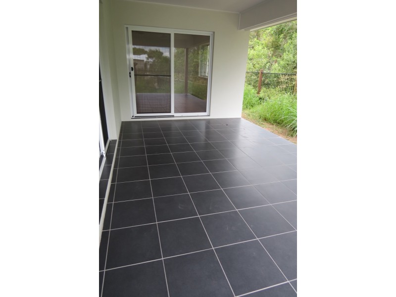 8 Aston Close, Brighton QLD 4017