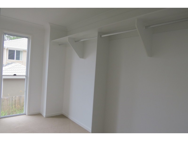 8 Aston Close, Brighton QLD 4017