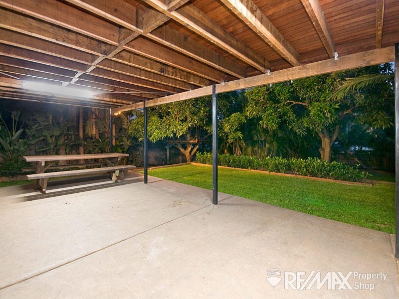 17 Rutherford Street, Stafford Heights QLD 4053