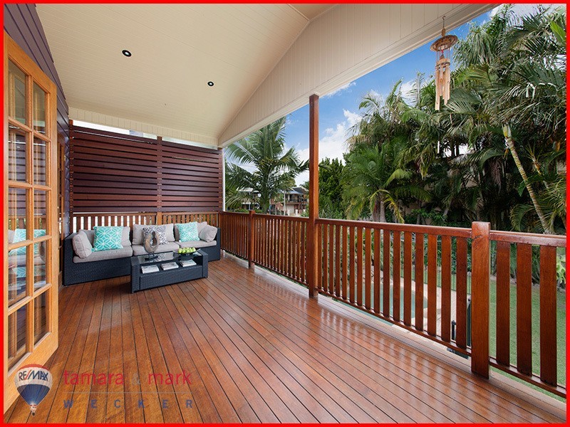 4 Dickson Street, Brighton QLD 4017