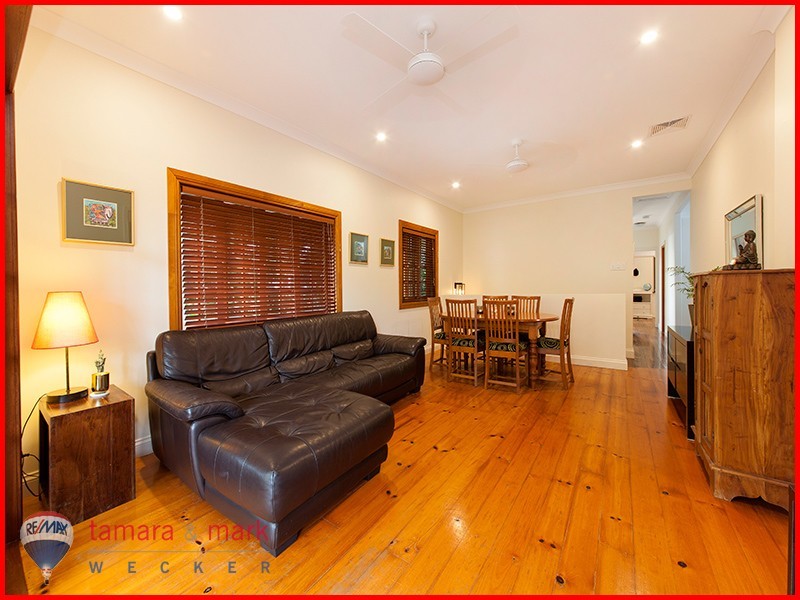 4 Dickson Street, Brighton QLD 4017