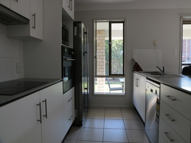 32 Bowen Street, Deagon QLD 4017