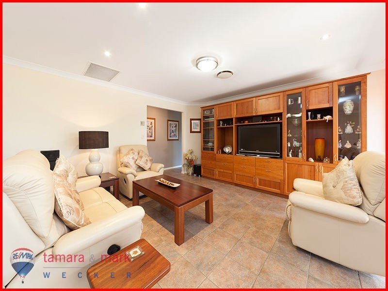 71 Halleys Crescent, Bridgeman Downs QLD 4035