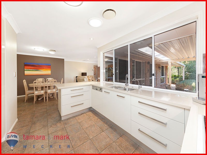 71 Halleys Crescent, Bridgeman Downs QLD 4035