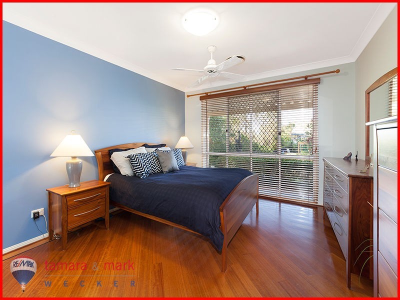 71 Halleys Crescent, Bridgeman Downs QLD 4035