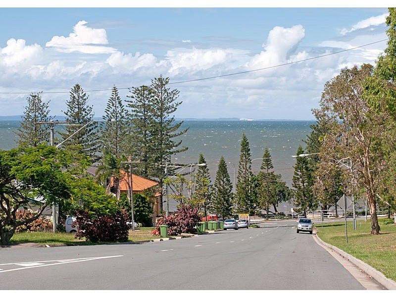 8/31 King Street, Woody Point QLD 4019
