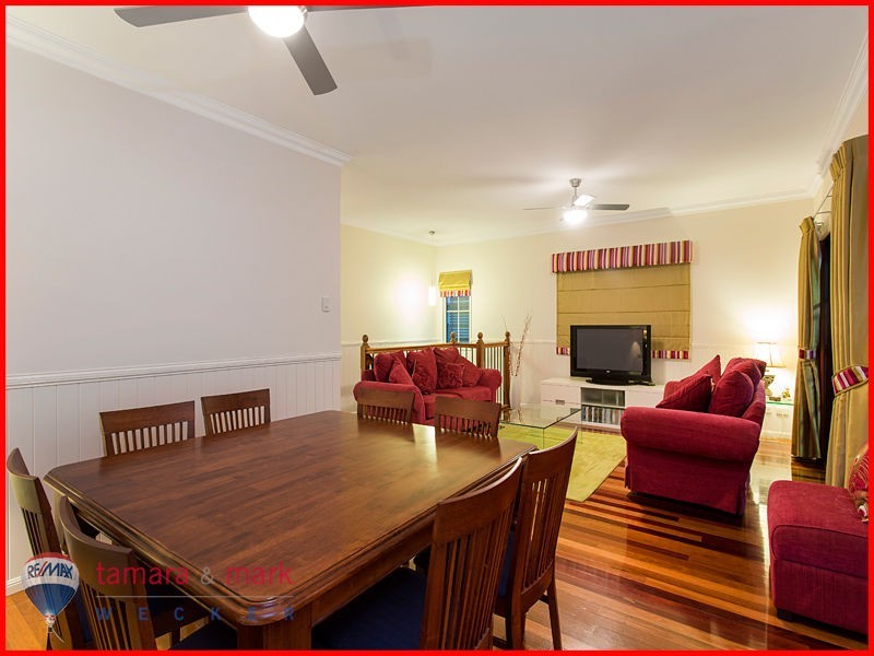 21 Raymond Street, Shorncliffe QLD 4017